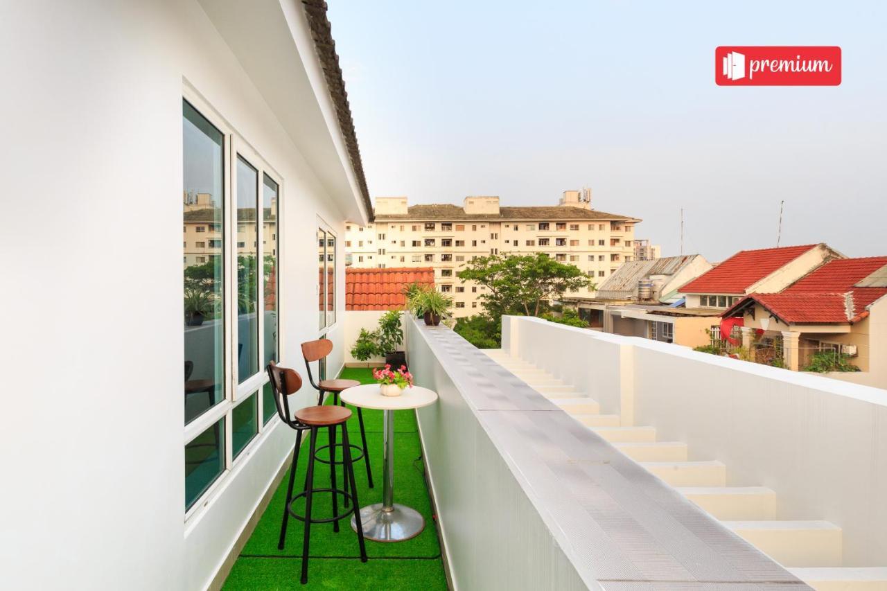 Reddoorz Ura Hotel Hung Phuoc 4 Cidade de Ho Chi Minh Exterior foto